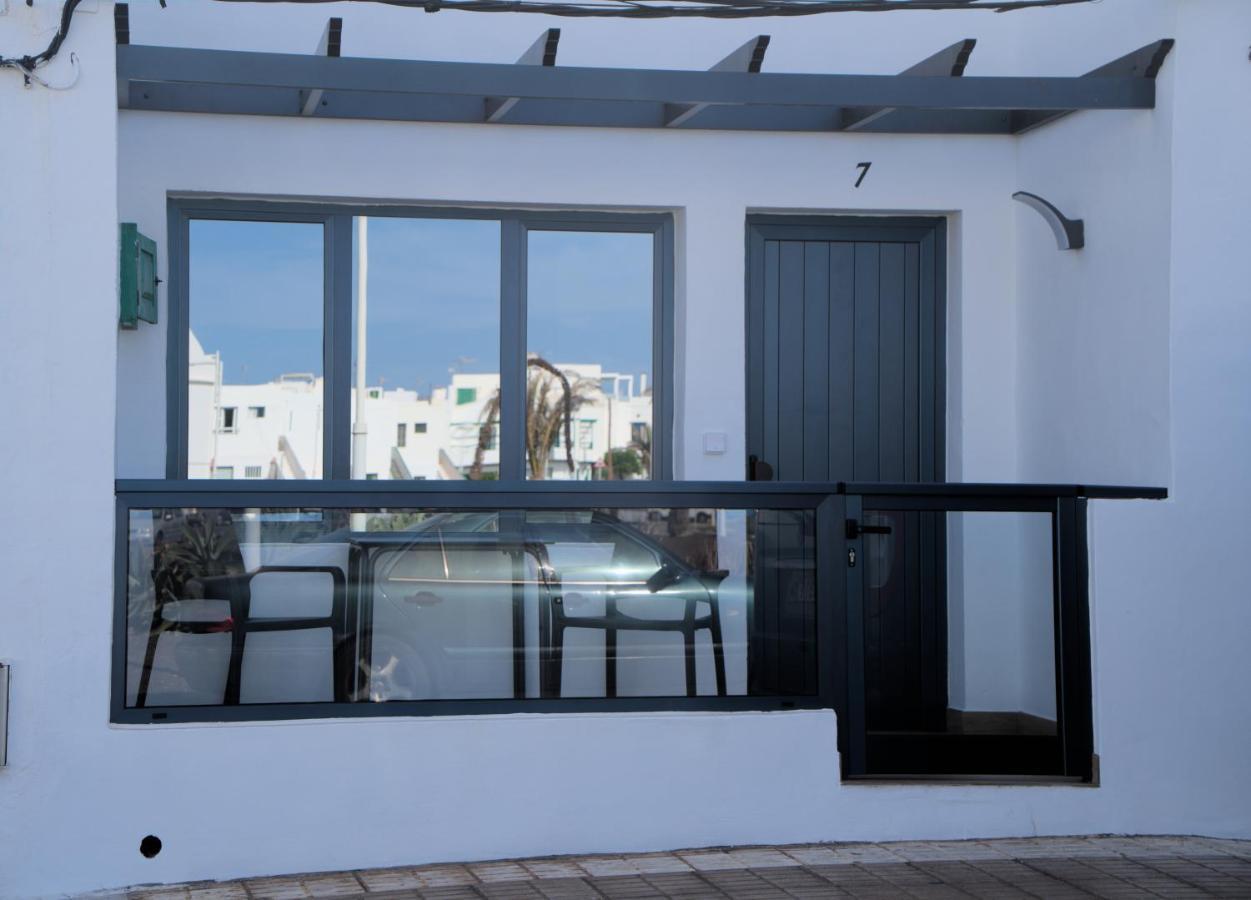 Volcanokite Apartments Famara Exterior foto
